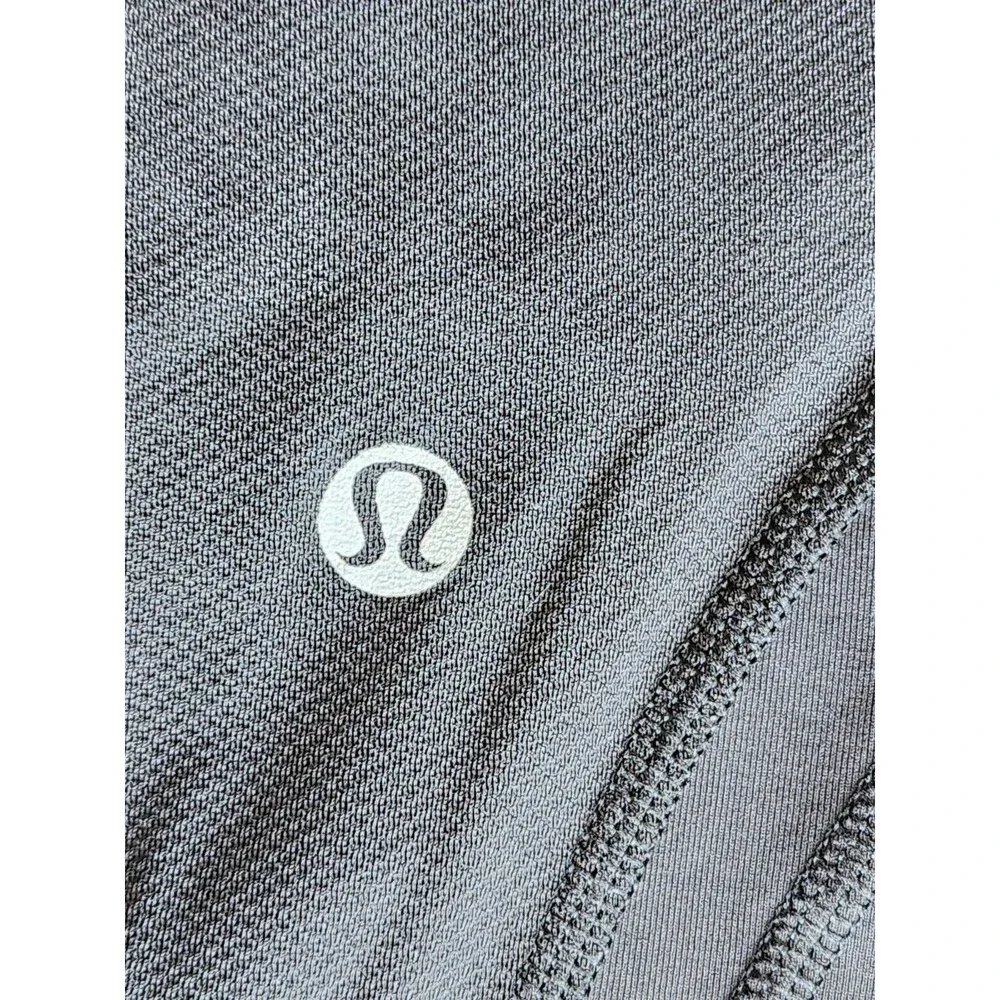Lululemon Black Cropped Leggings Size 6